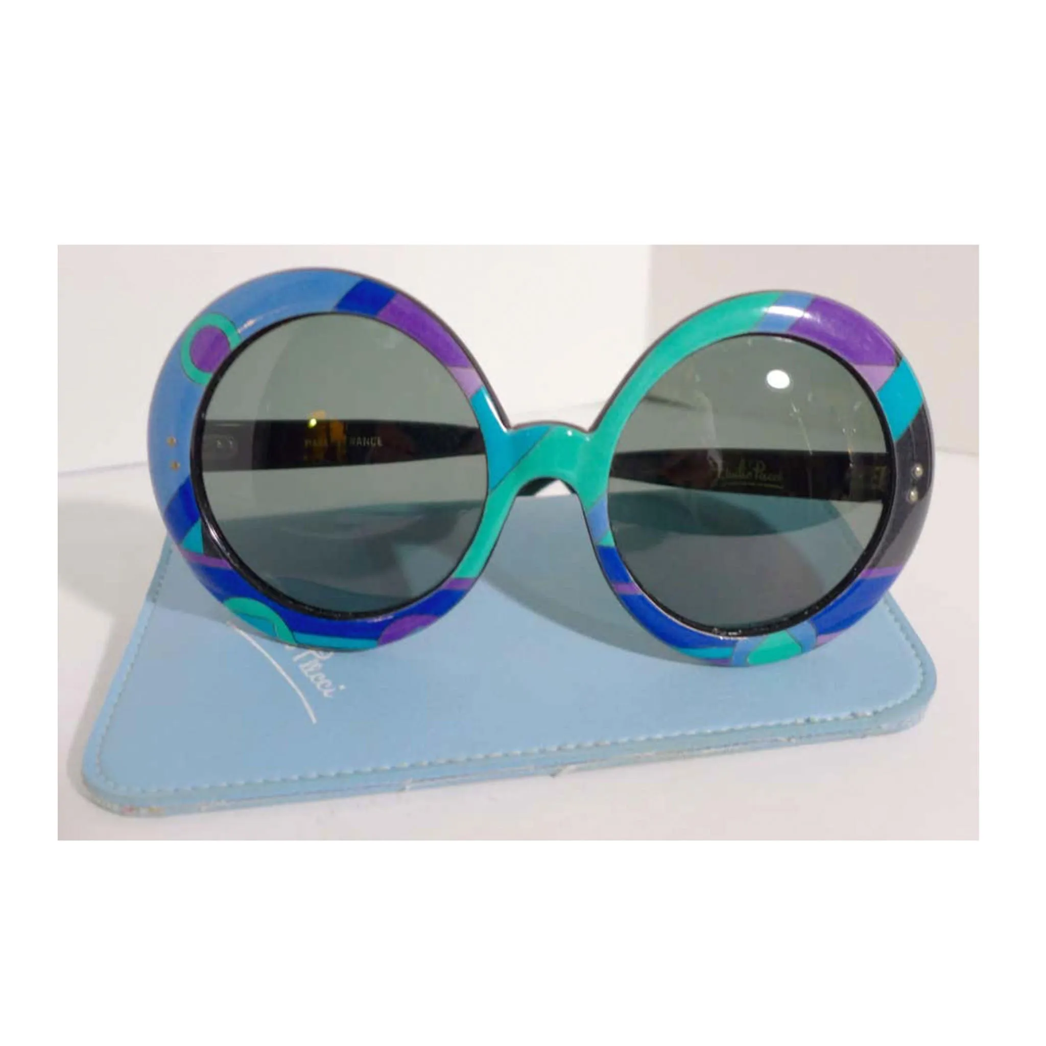 EMILIO PUCCI Round Print Sunglasses w/ Case