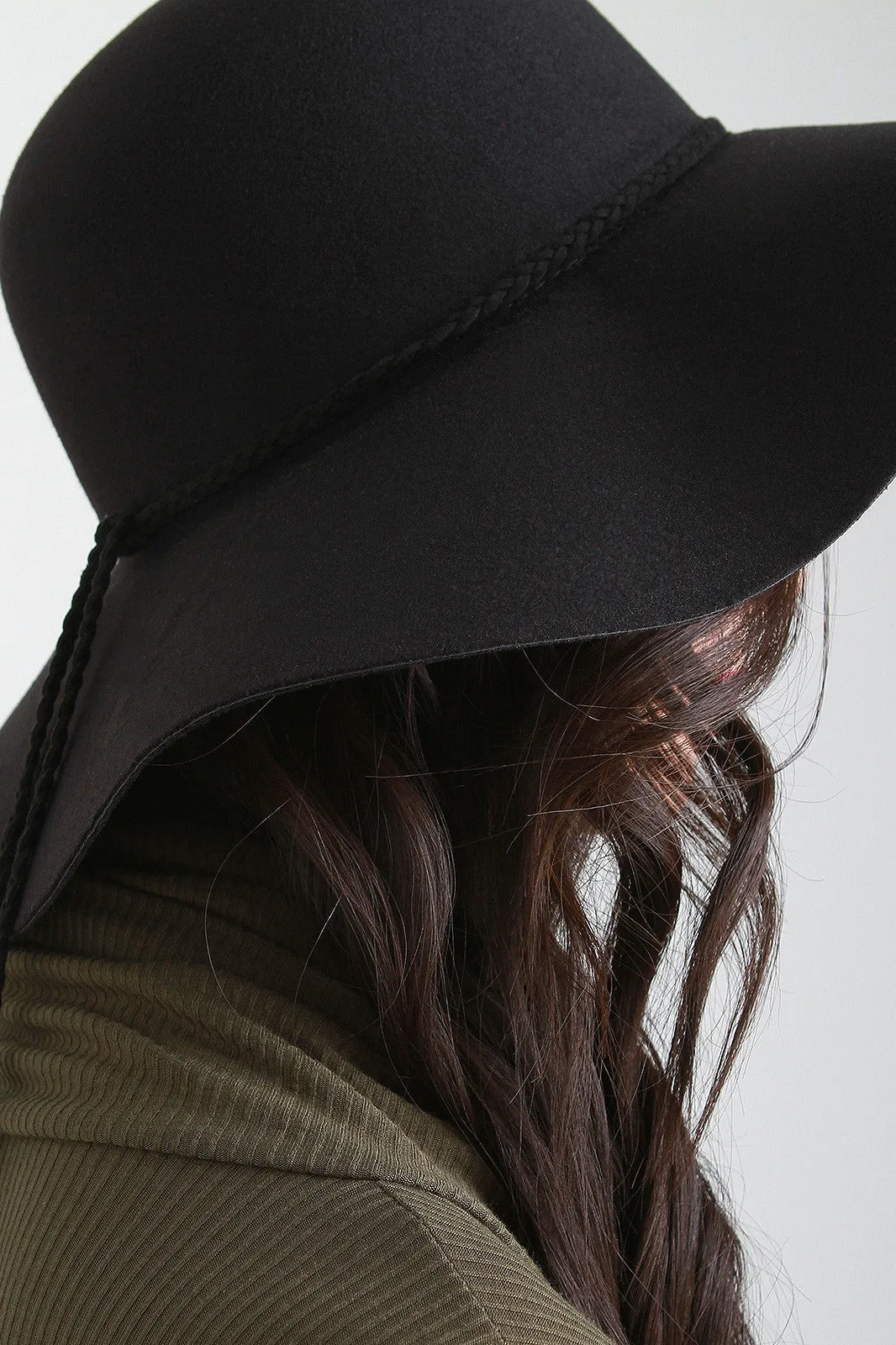 Knotted Braid Trim Floppy Hat