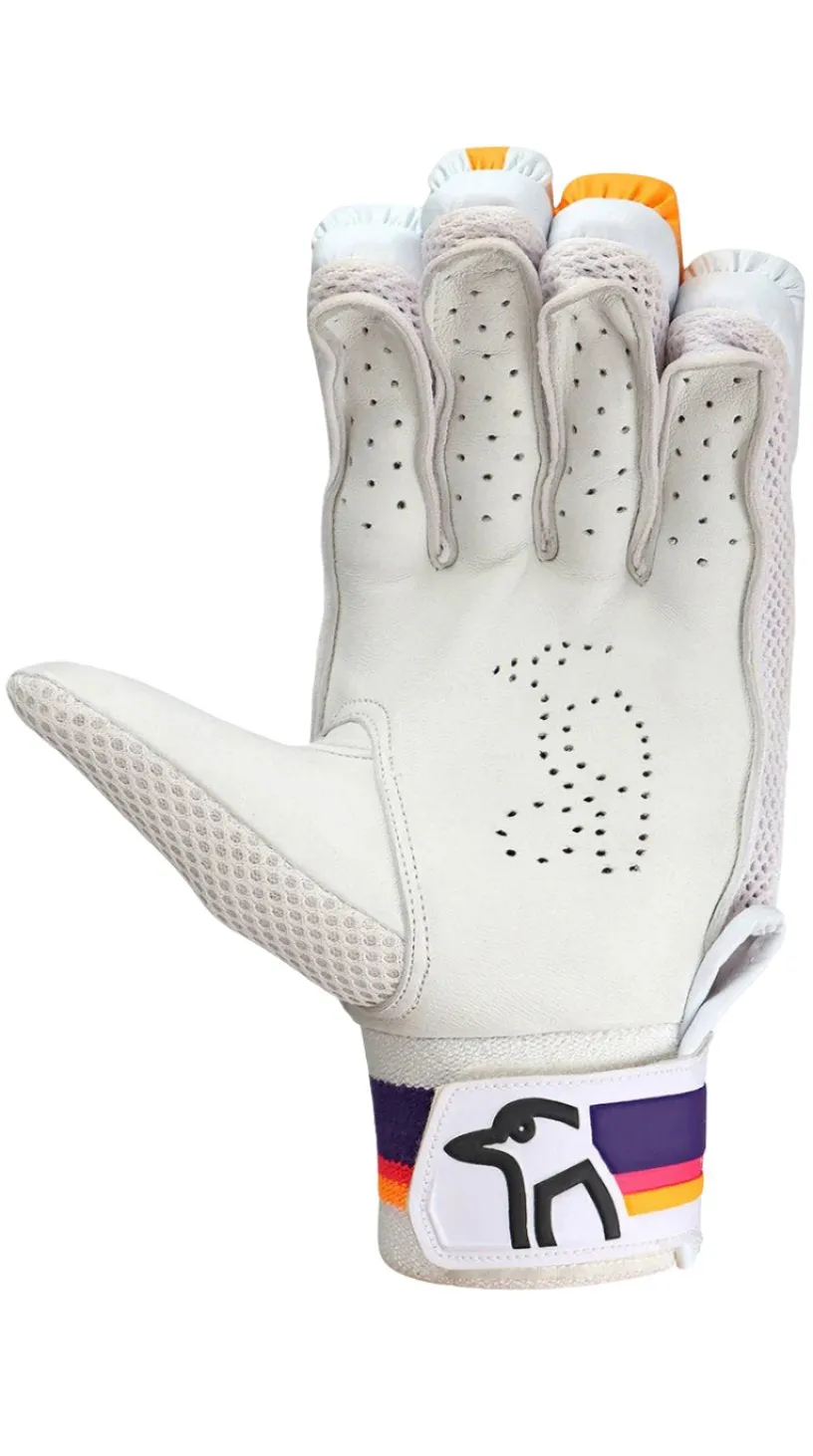 Kookaburra Aura Pro 4.0 Batting Gloves