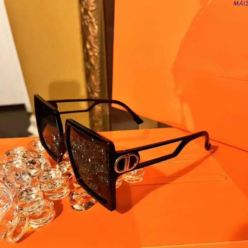 Lux Oversized Vintage D Shape Glasses