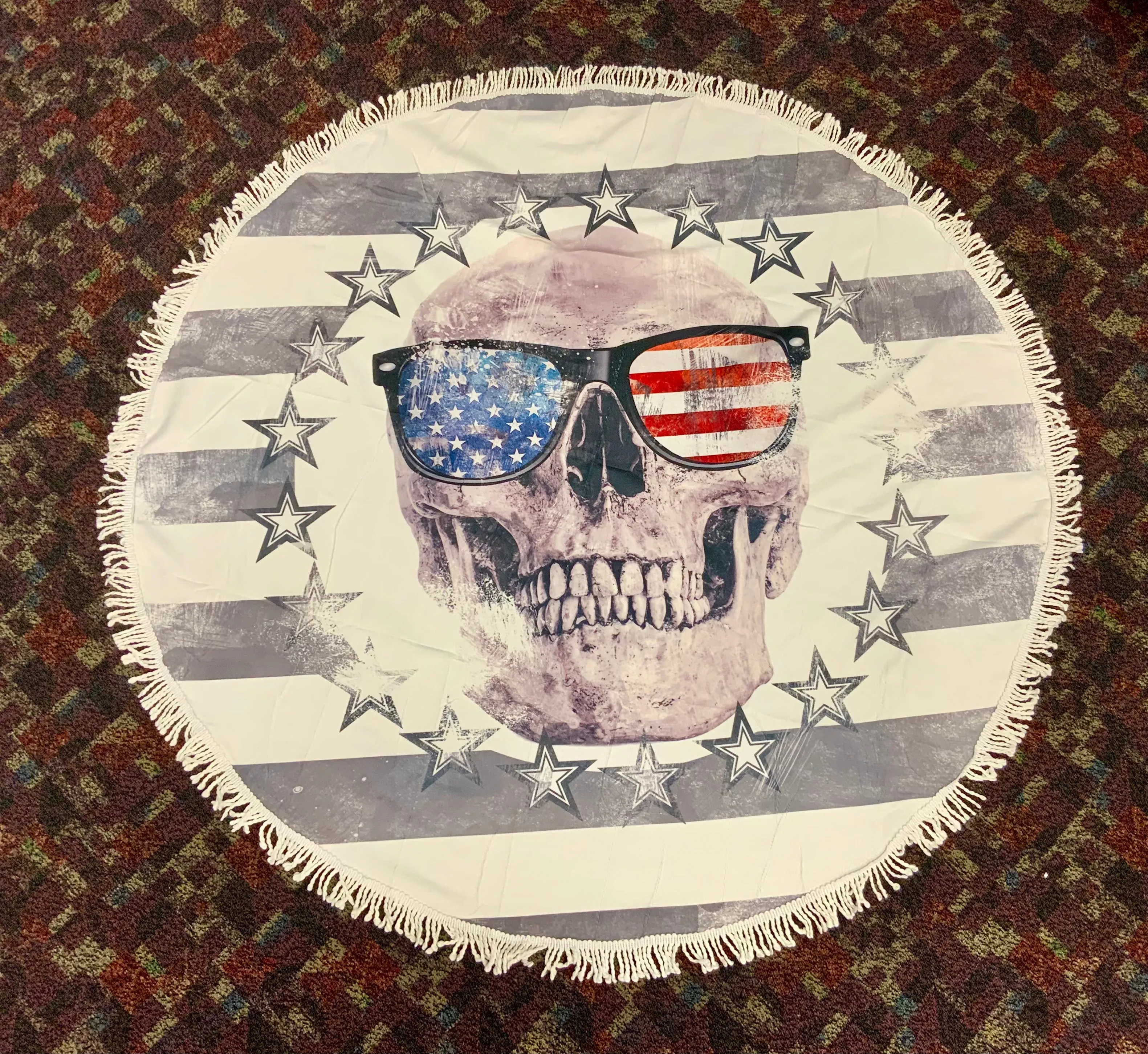 Patriotic Skull Round Beach Towels