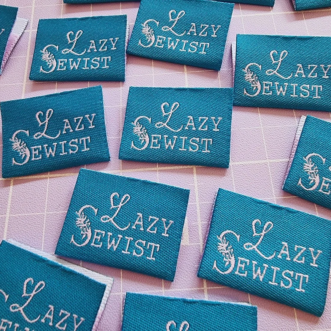 "LAZY SEWIST" Woven Label Pack - Sew Anonymous