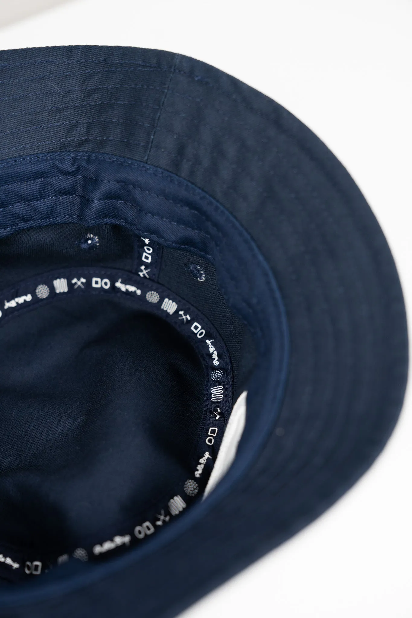 Script Bucket Hat (Navy)